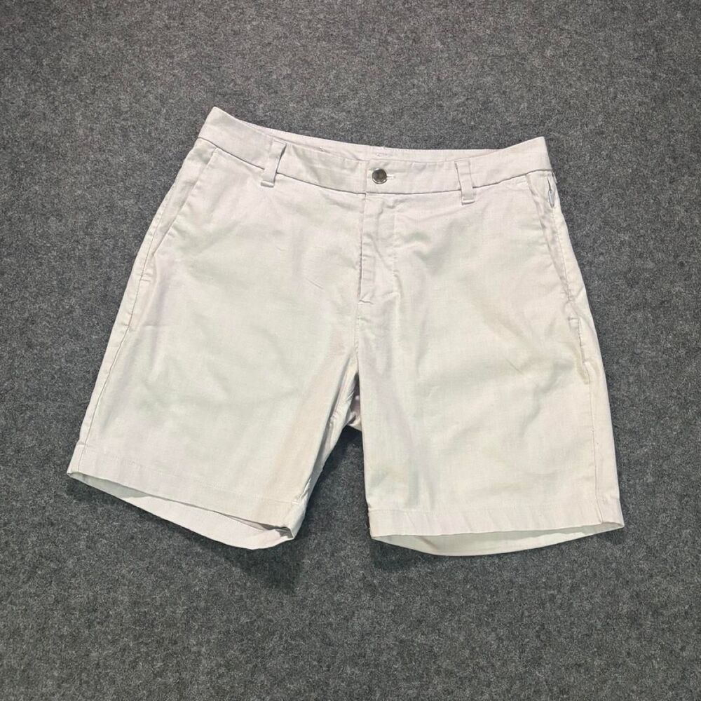 Lululemon Men's Grey and Cream Shorts
